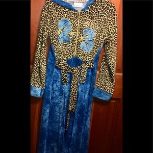 🌟There are no words for this Unique piece🌟